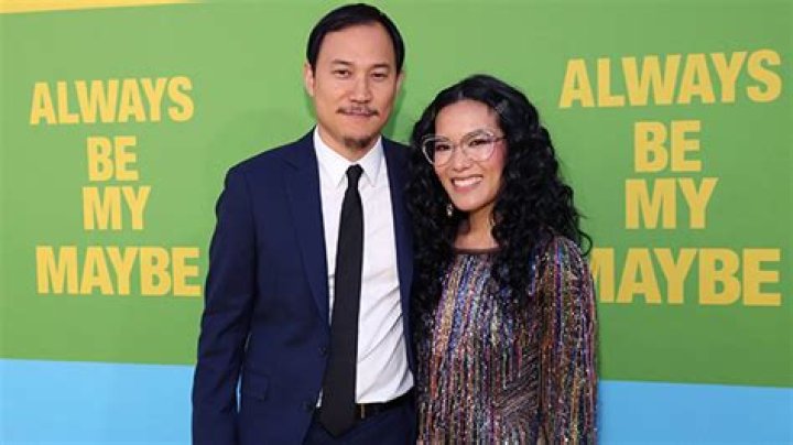 Ali Wong Has An Unconventional Divorce With Ex Justin Hakuta Hollywood Life